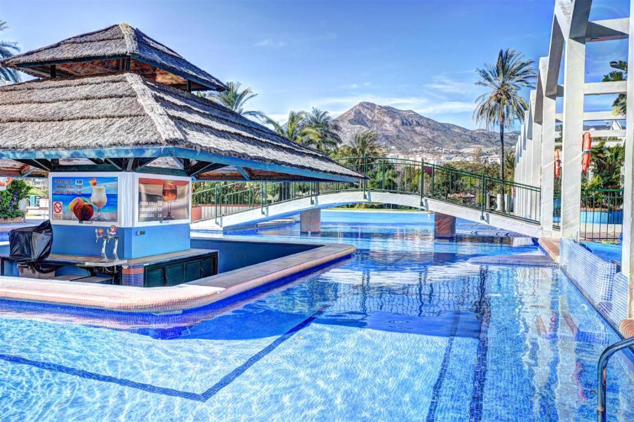 Beachfront Parque Paloma 베날마데나코스타 외부 사진