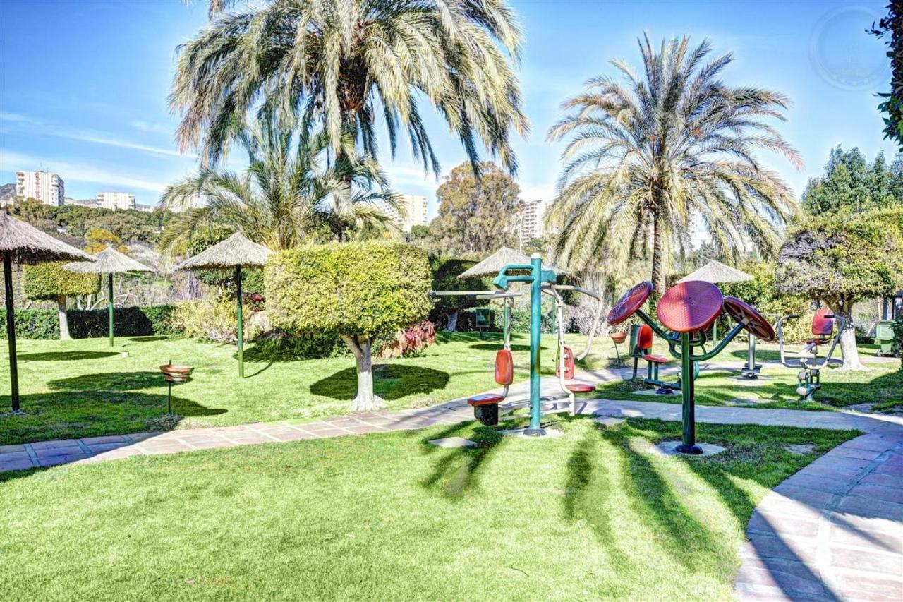 Beachfront Parque Paloma 베날마데나코스타 외부 사진
